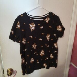 Women's Classic Tee Fall Floral Novelty Print Tshirt